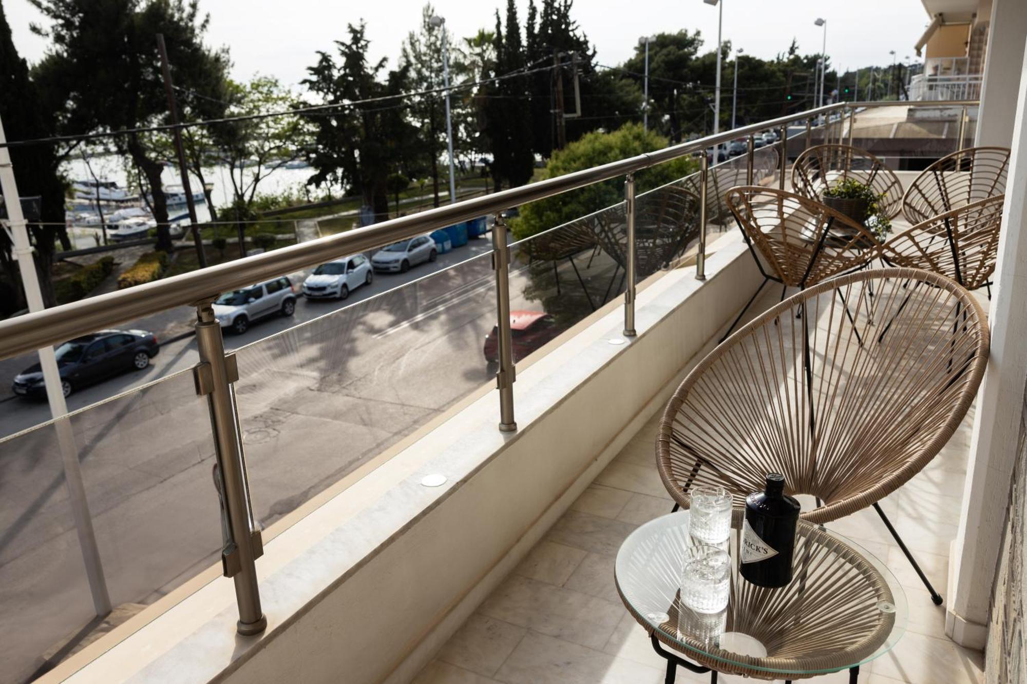 Champagne Sea View Apartment By Binobi! Thessaloníki Exteriör bild